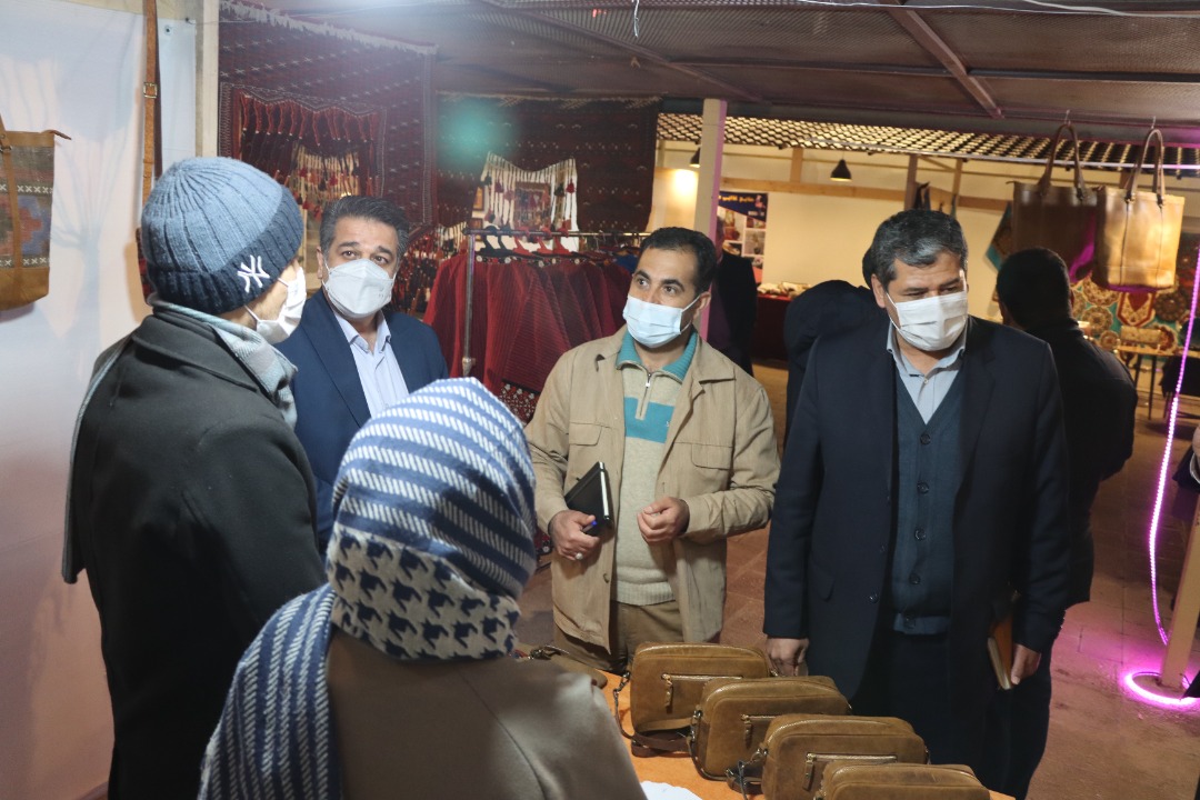 بازارچه صنایع‌دستی نوروزی در هتل همای شماره یک مشهد افتتاح شد